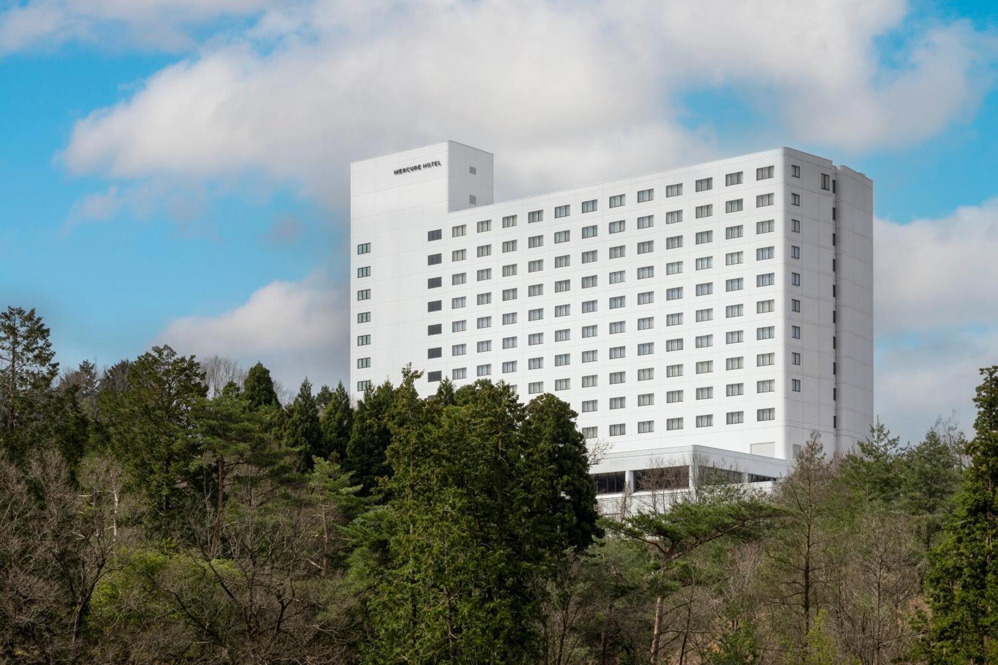 Mercure Toyama Tonami Resort & Spa Exterior foto